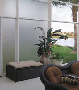 Florida Glass Screen 36 in x 50 ft Plastic Laminate - 1604